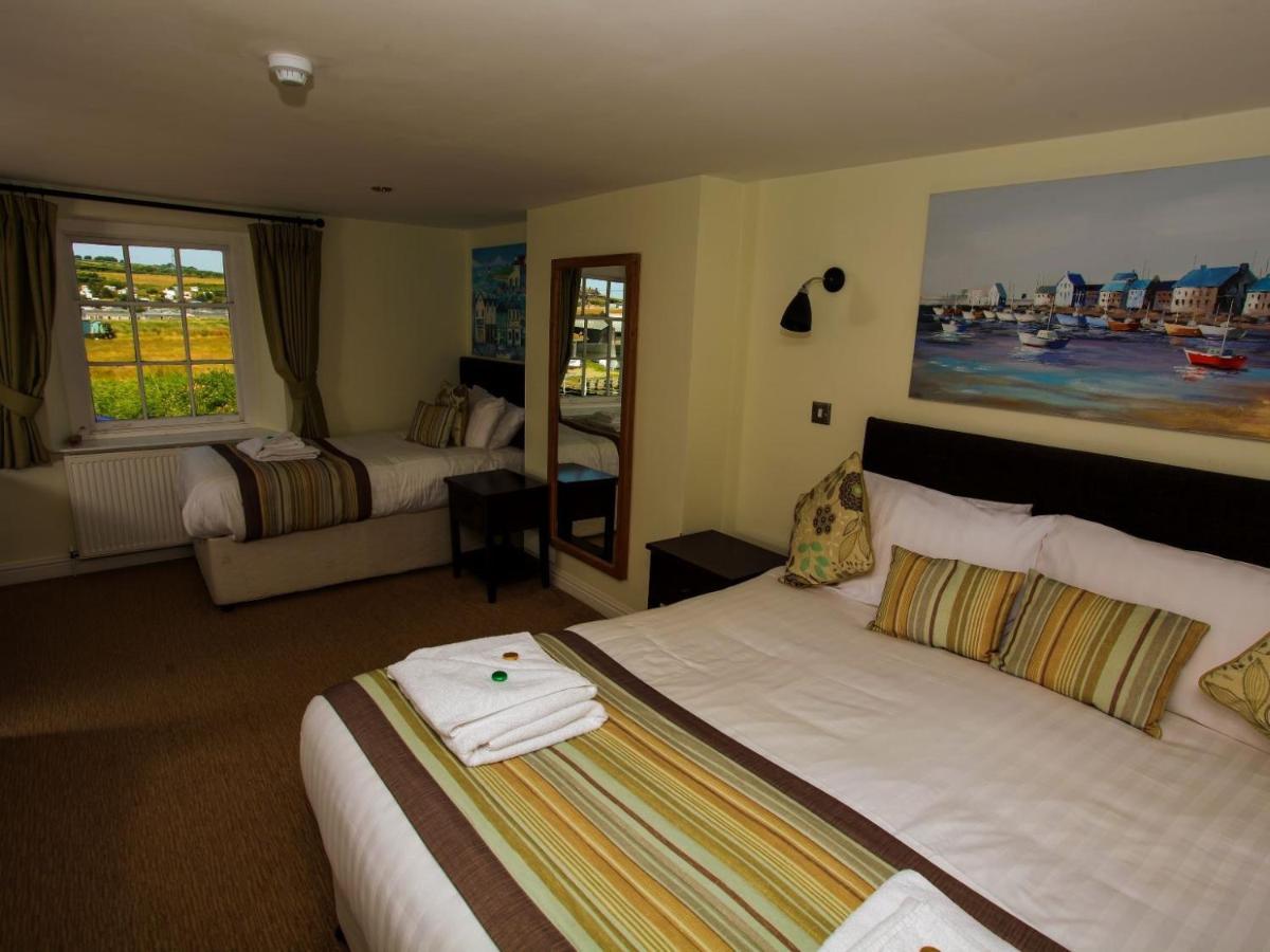 The George Hotel West Bay Exterior foto