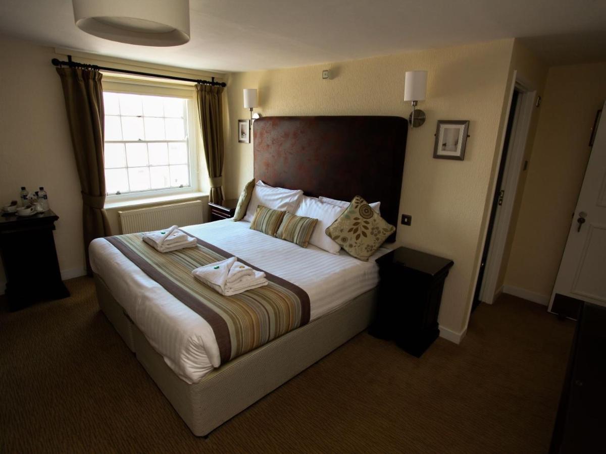 The George Hotel West Bay Exterior foto