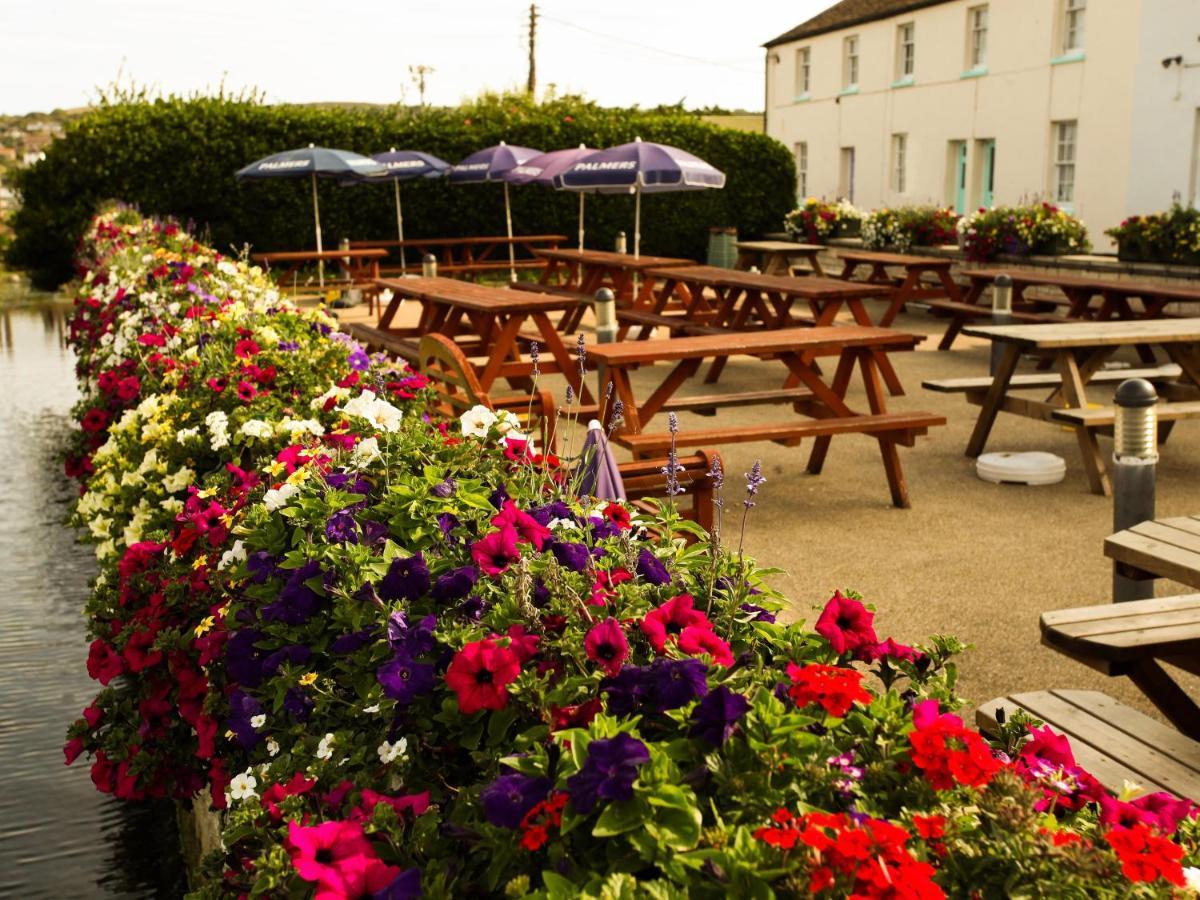 The George Hotel West Bay Exterior foto