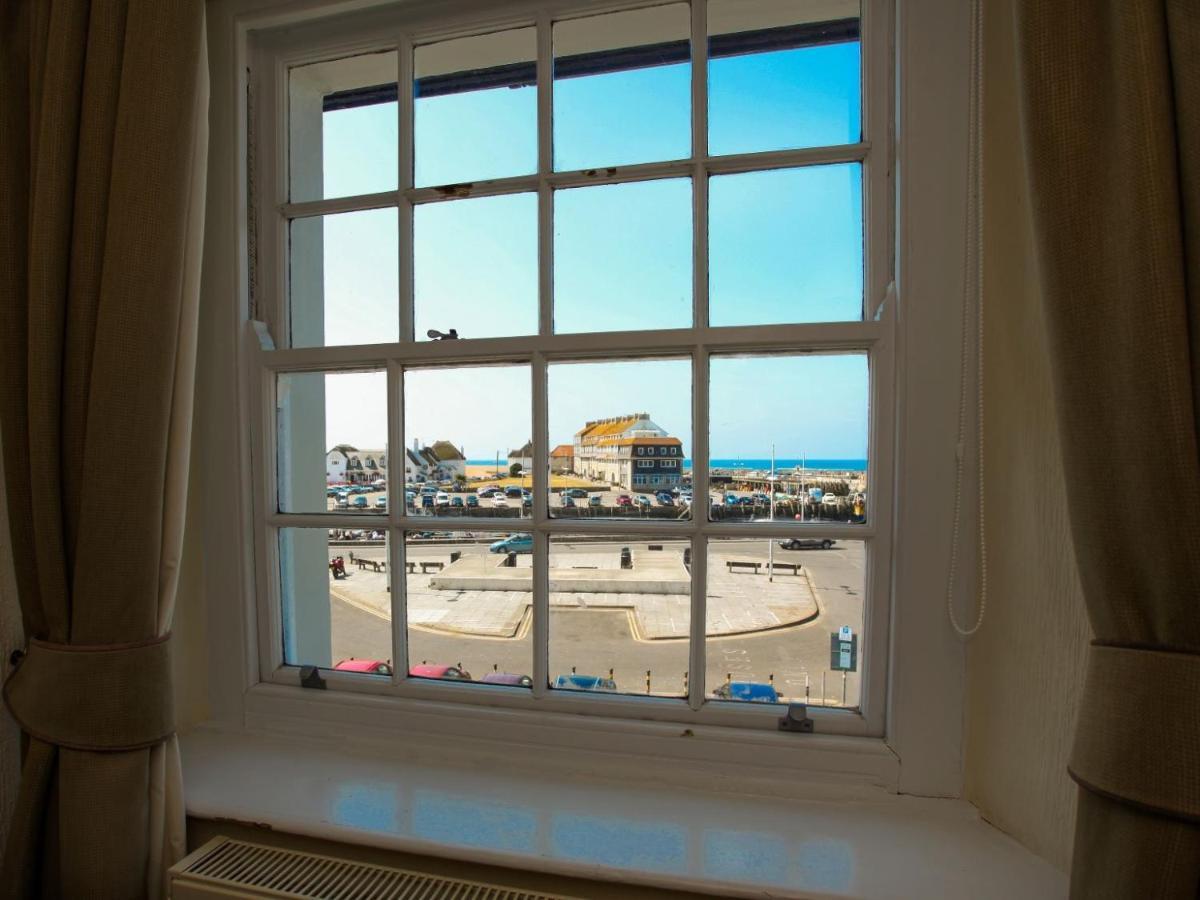 The George Hotel West Bay Exterior foto