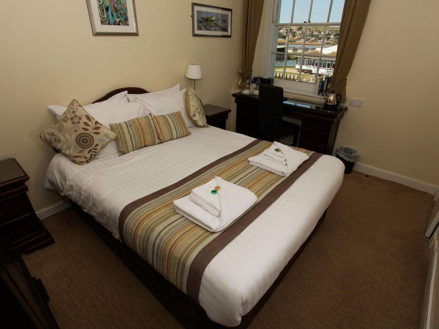 The George Hotel West Bay Quarto foto
